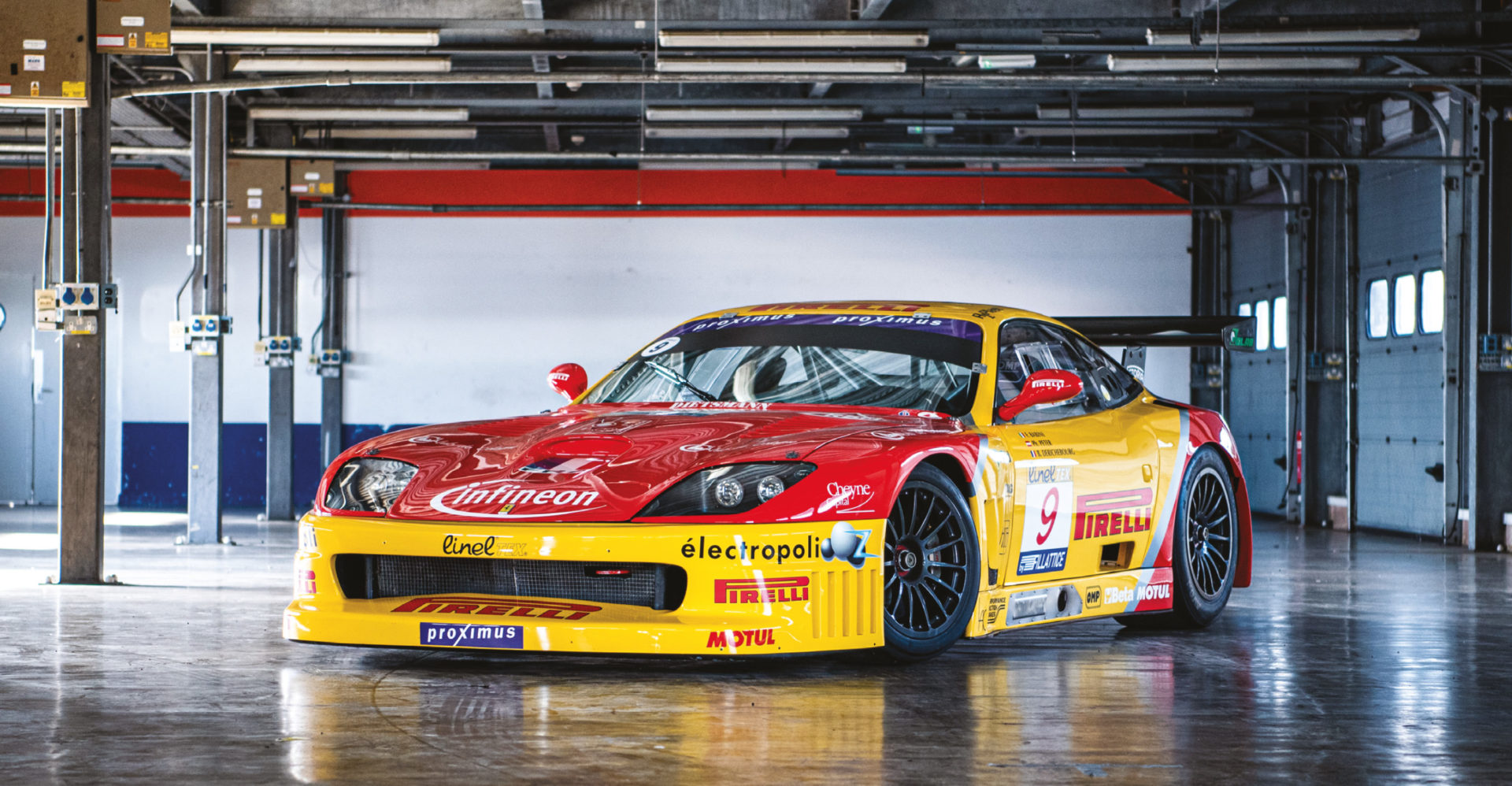 A predator in waiting. The 550 Maranello GT1 sits menacingly in the Rockingham garages