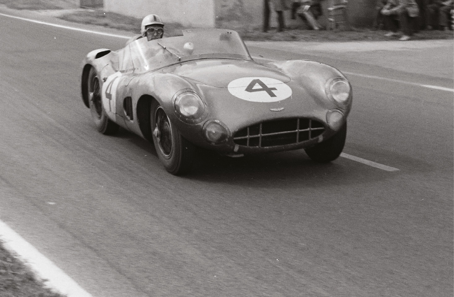 Ogier also ran a DBR1/300 in 1961 Le Mans